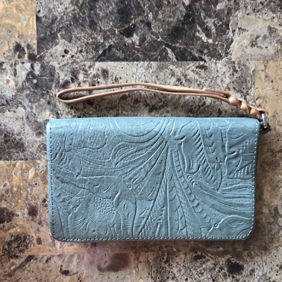 Embossed Blue/gray Wristlet Clutch - Picture 14 of 14